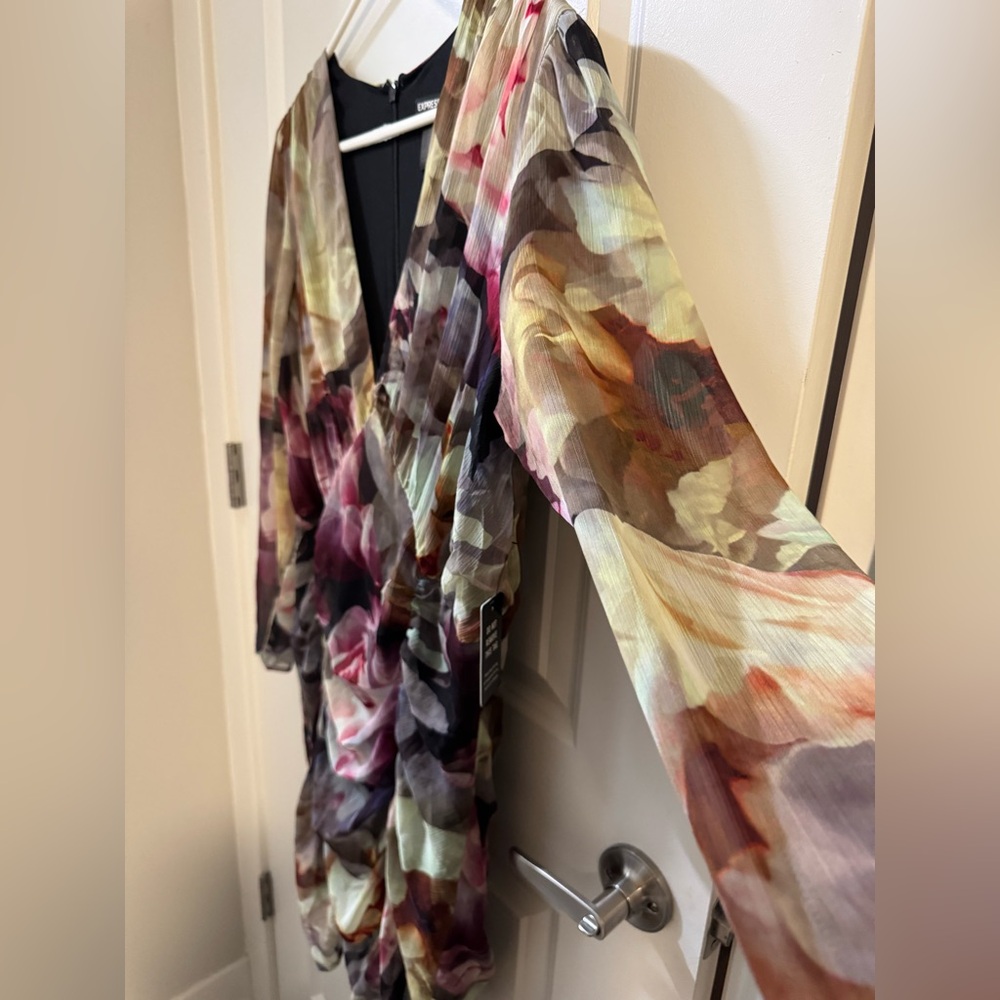 Express Dress - new with tags - Picture 3 of 9